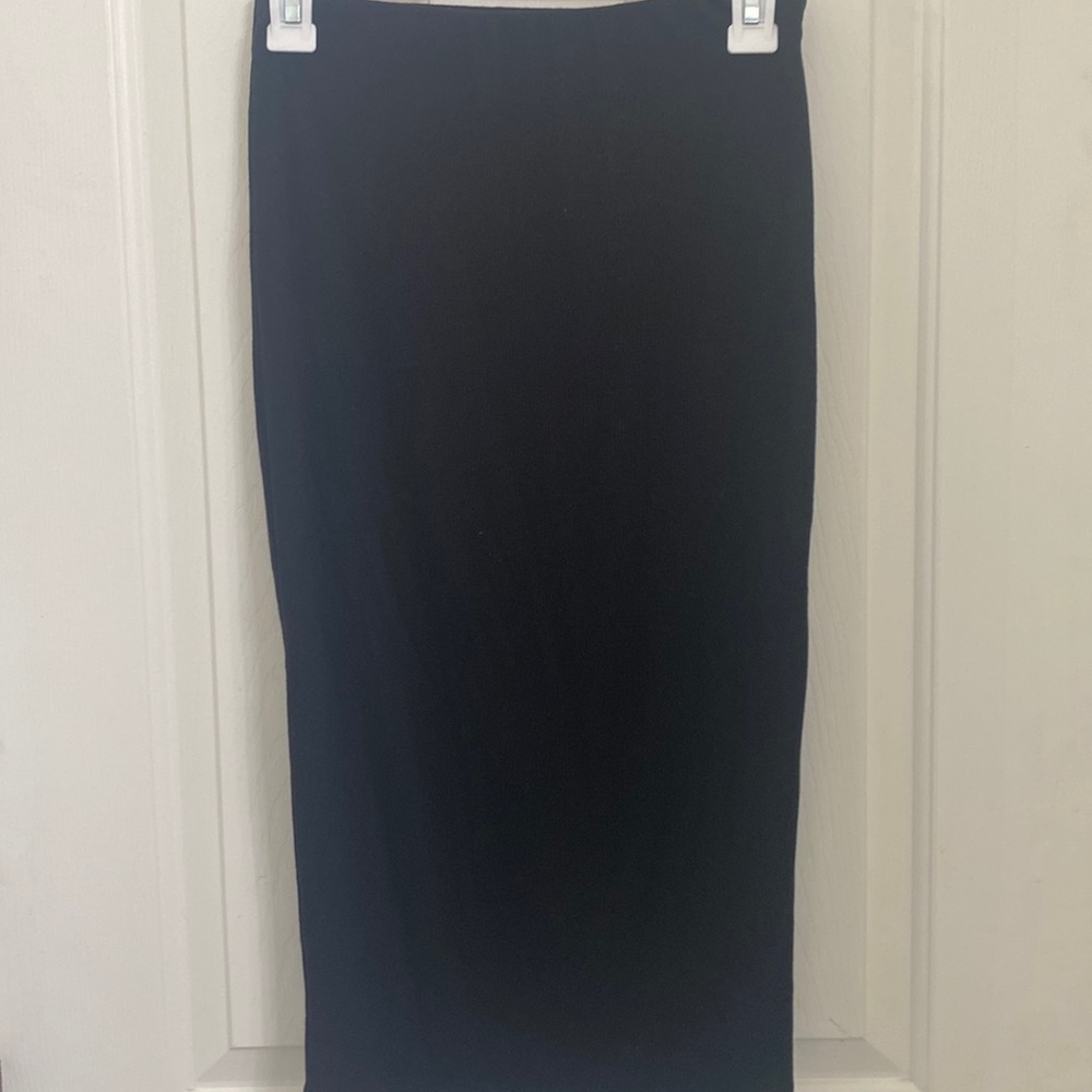 Black comfy pencil skirt